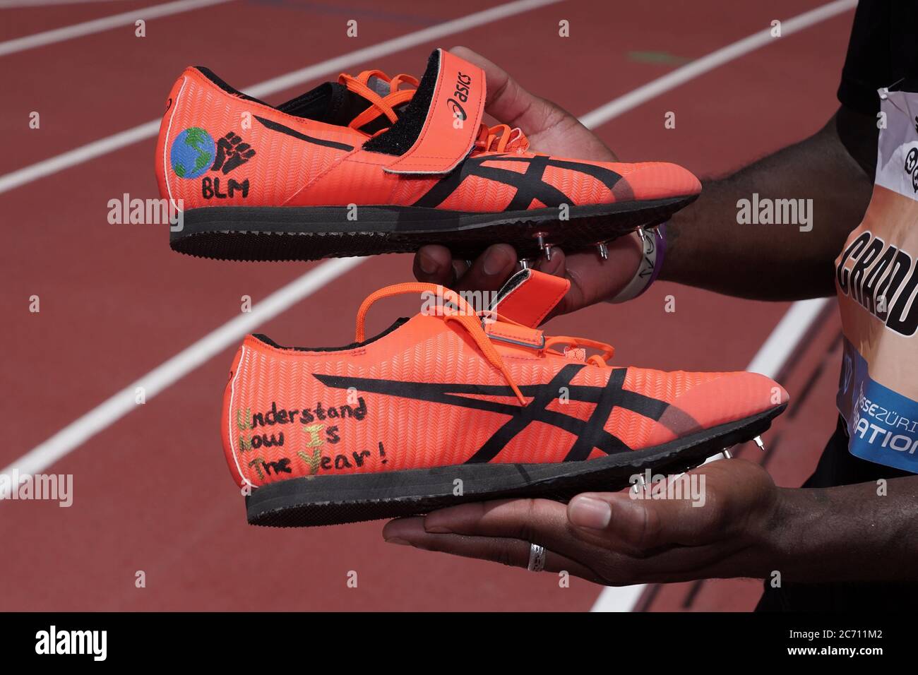 Asics shoes zurich discount