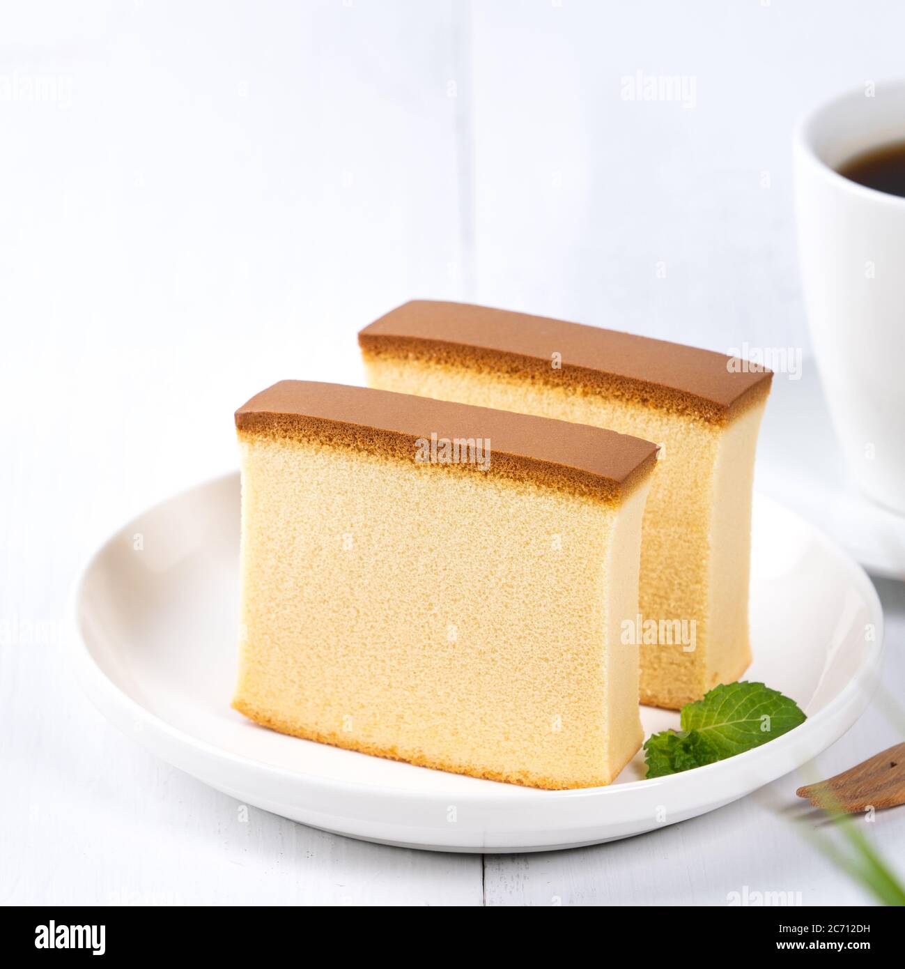 Castella (kasutera) Beautiful delicious Japanese sliced sponge cake