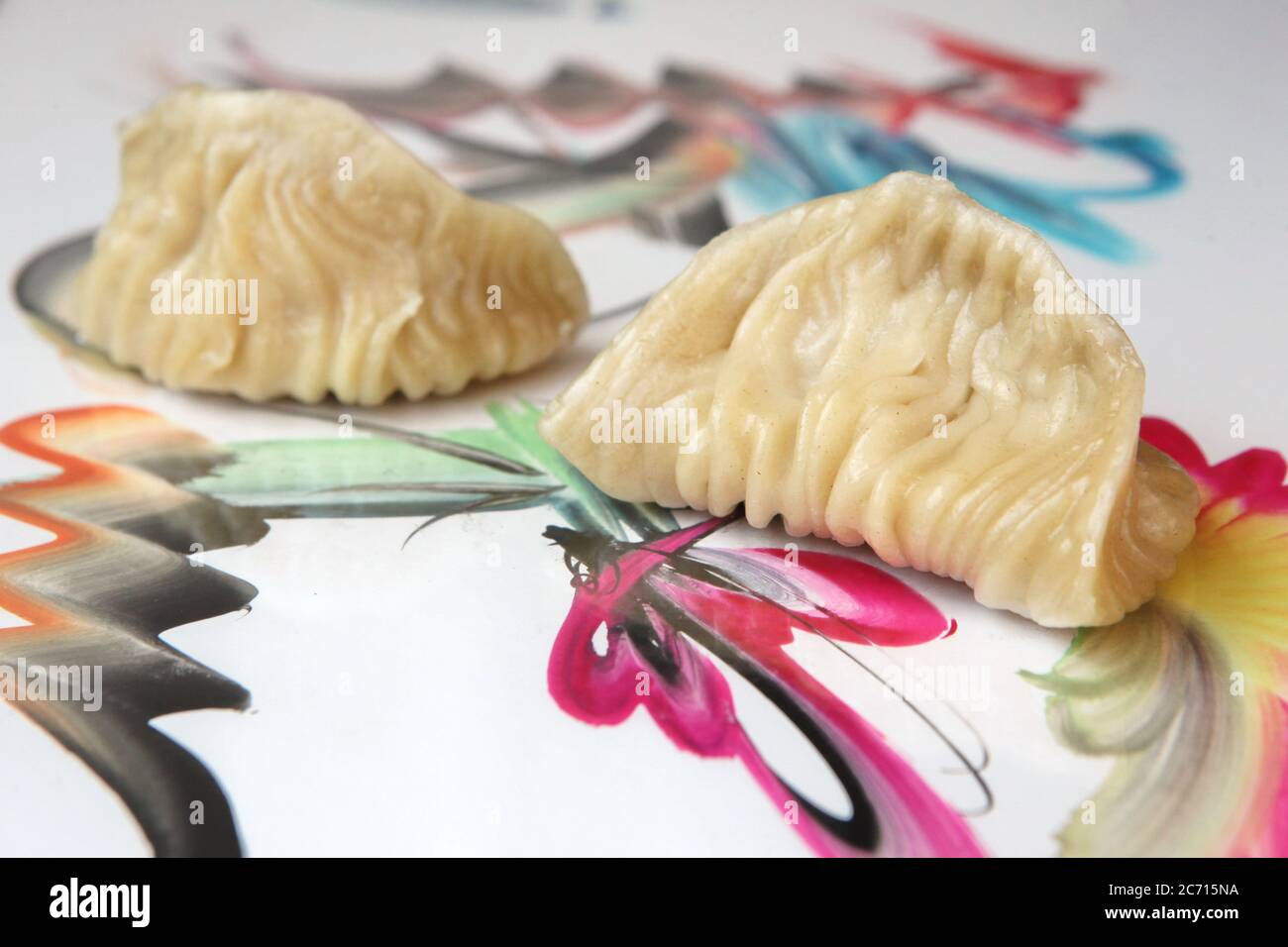 Steamed Gyoza (Jiaozi) A Chinese dumpling Stock Photo Alamy