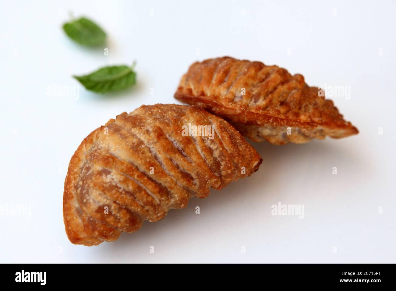 Deep fried Gyoza (Jiaozi) A Chinese dumpling Stock Photo Alamy