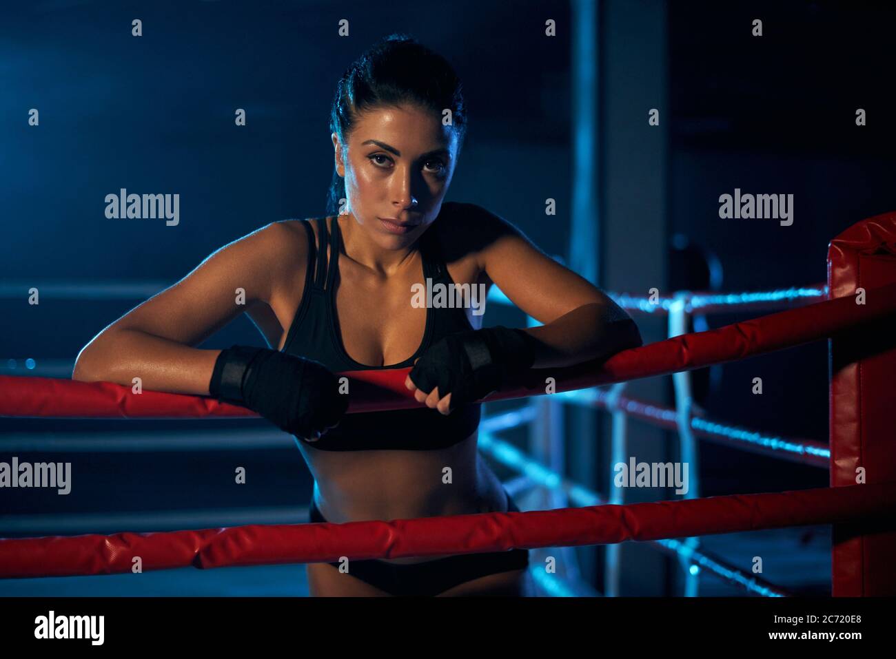 Boxing ring girl hi-res stock photography and images - Page 3 - Alamy