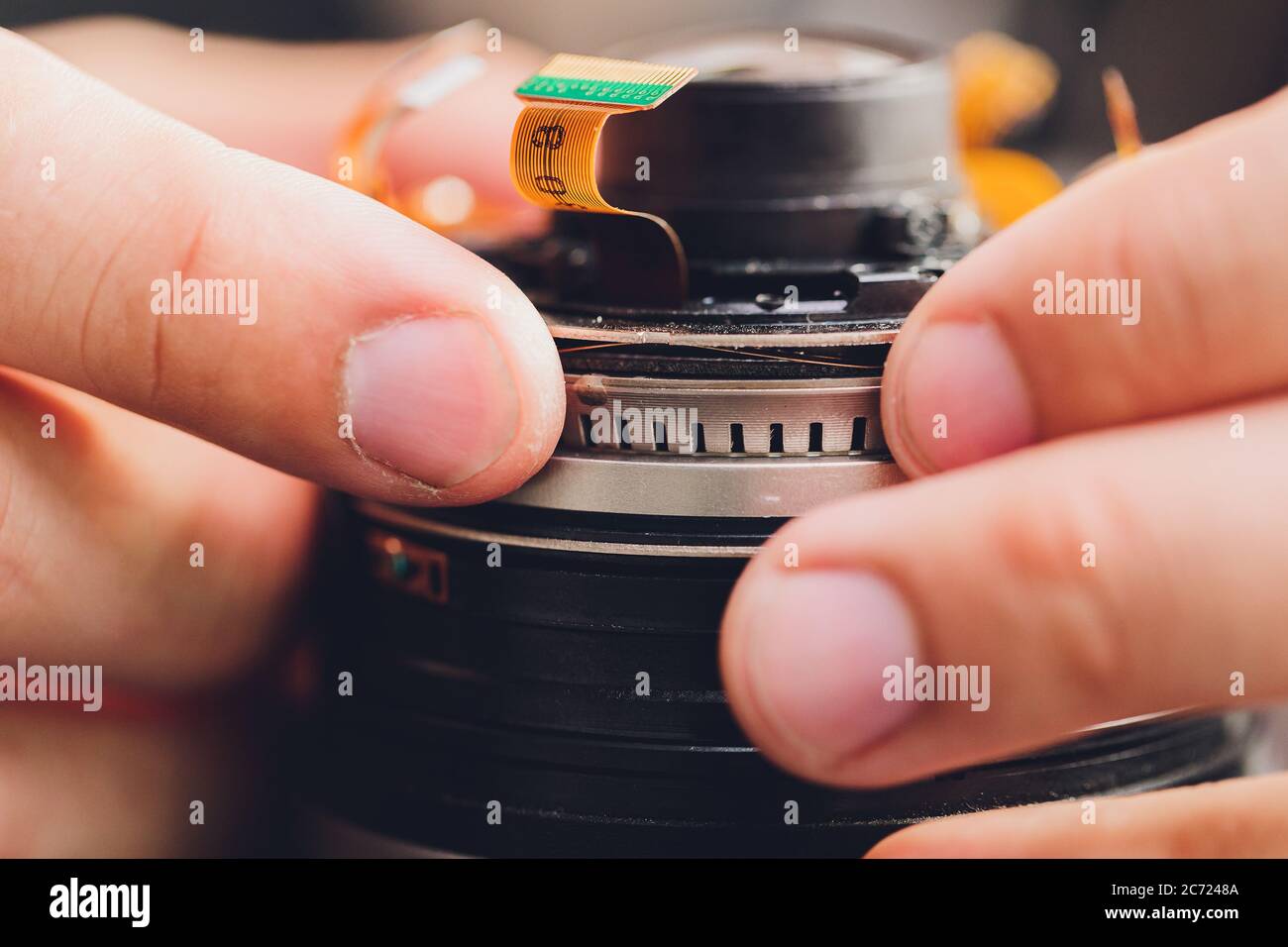 Precision prime optical dslr lens service, adjustment and alignment