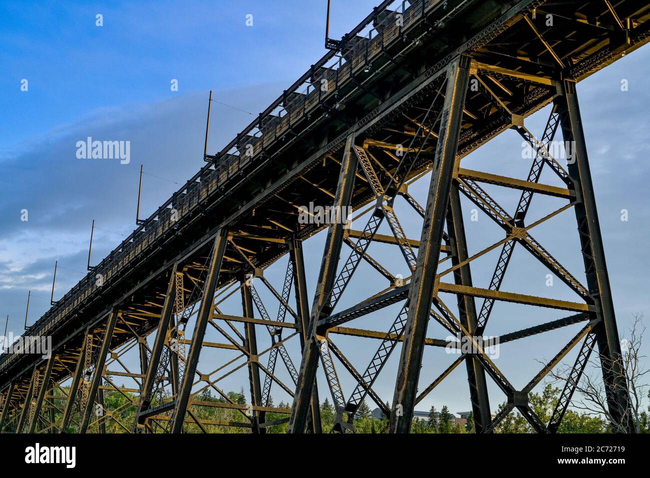 High level bridge edmonton hi-res stock photography and images - Alamy