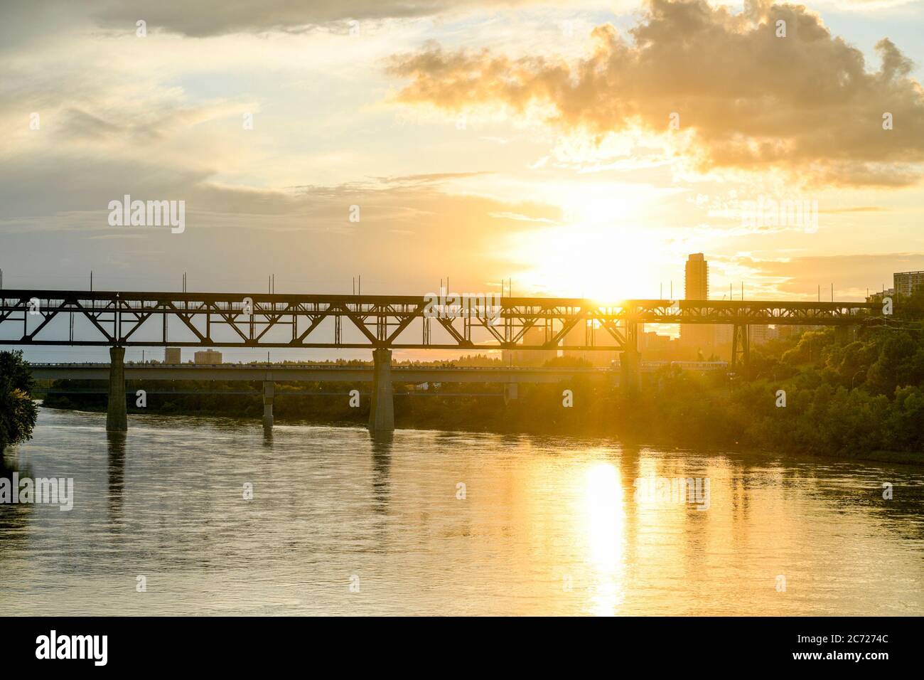 Sunset, High Level Bridge, Edmonton, Alberta, Canada Stock Photo Alamy