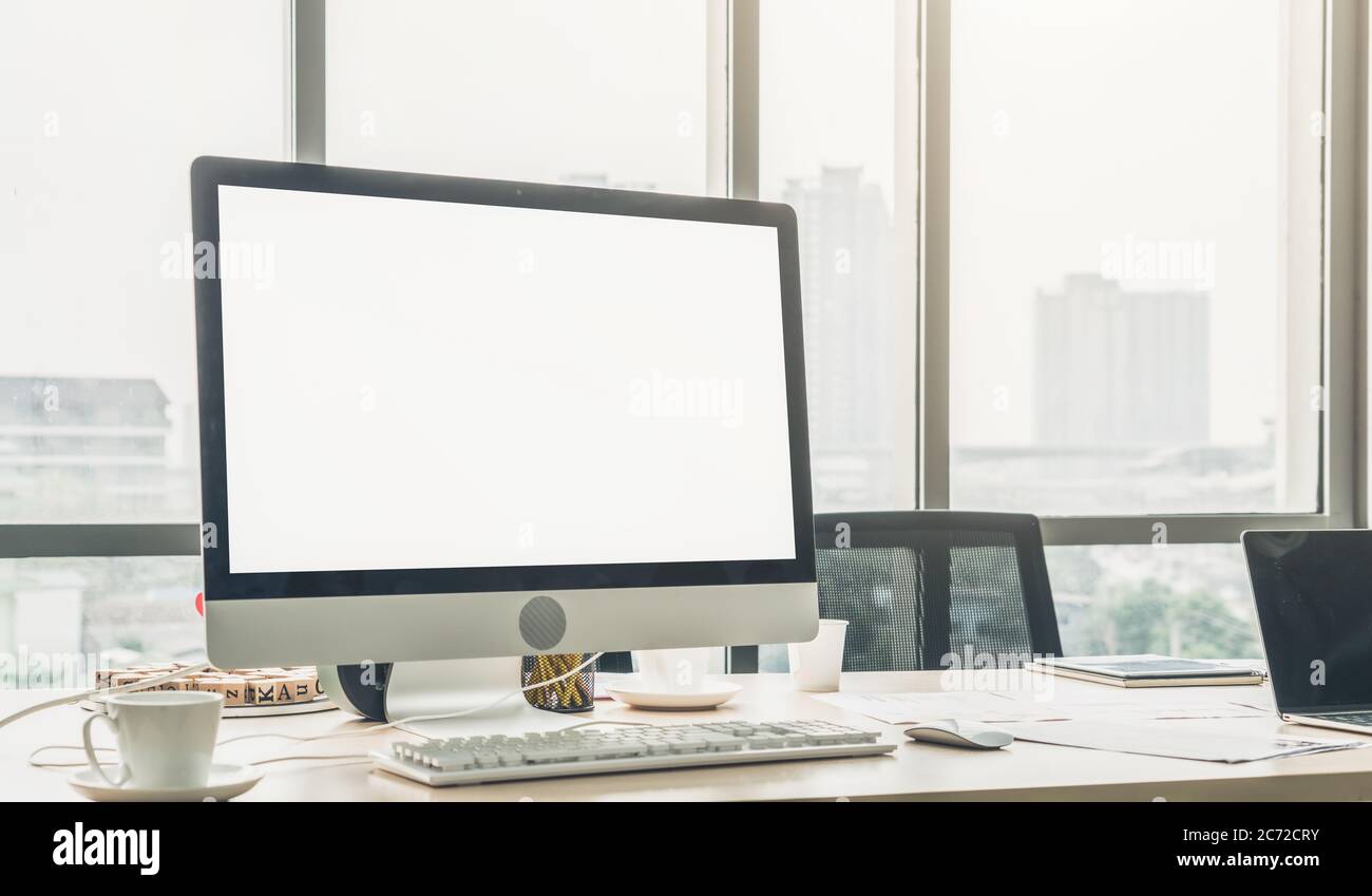 Empty computer monitor screen for design mock up template Stock Photo