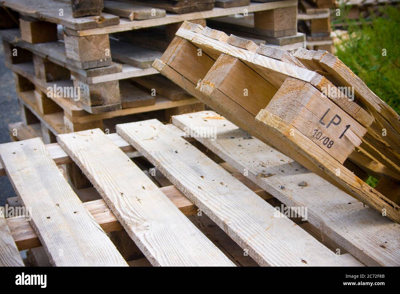 Freight pallets on building site Stock Photo Alamy