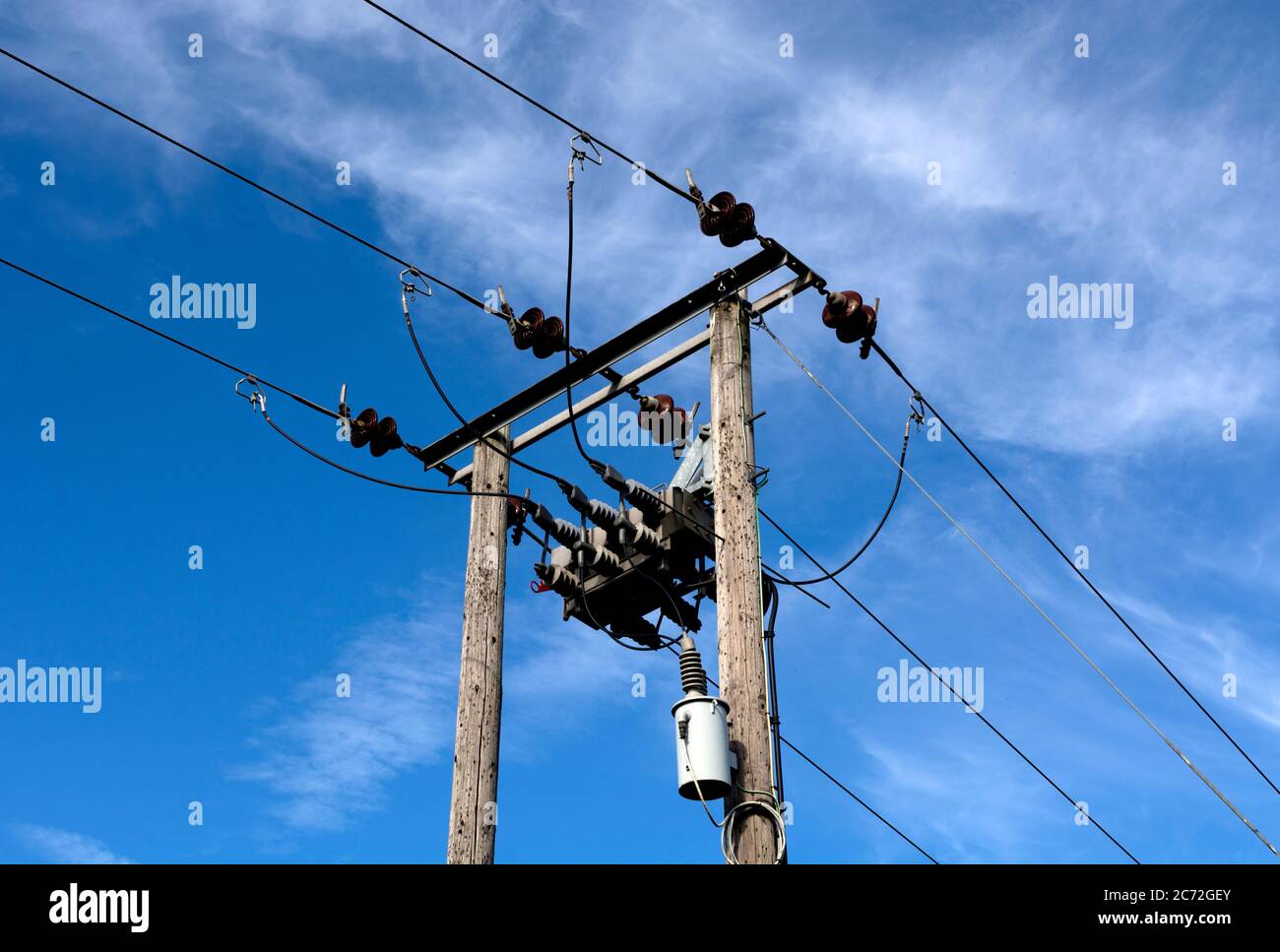 Overhead power lines hires stock photography and images Alamy