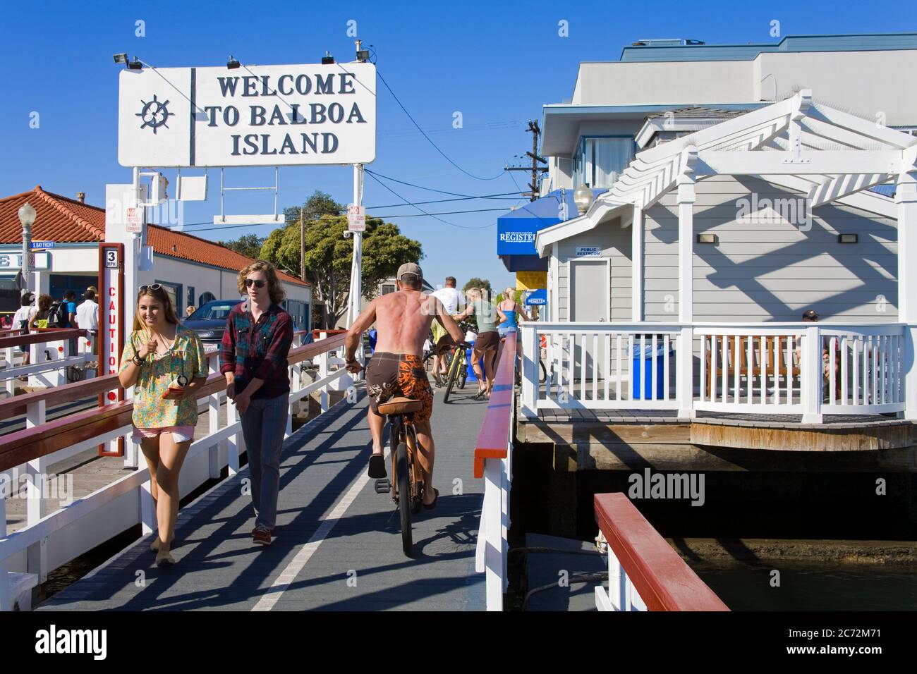 Balboa island ferry hires stock photography and images Alamy
