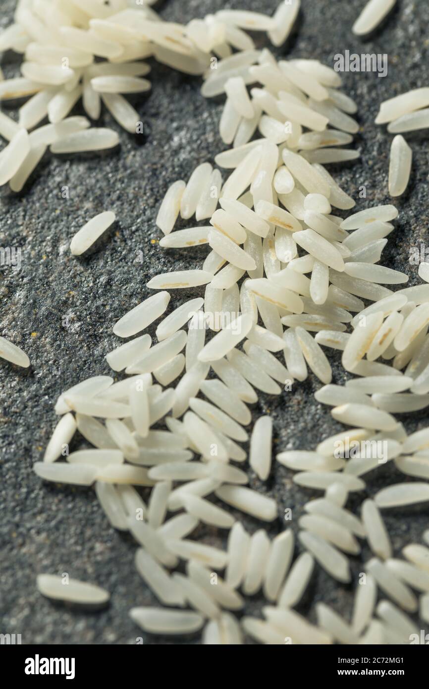 Raw rice grain dry hi-res stock photography and images - Alamy