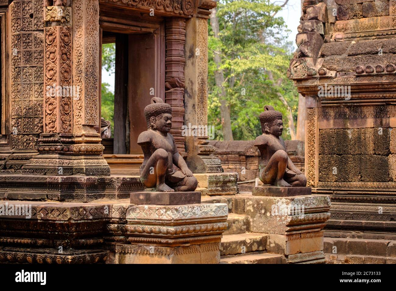 Stone Guardians, Banteay Srei Temple, Siem Reap, Cambodia Stock Photo