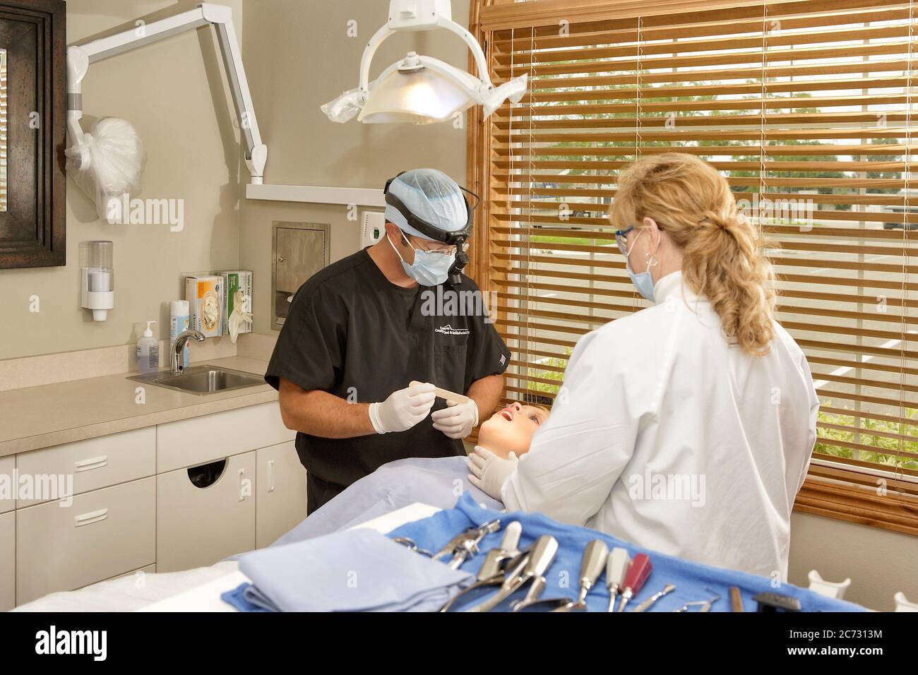 Operatory hires stock photography and images Alamy