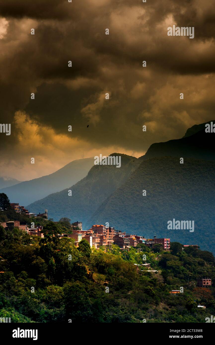 Pueblos de los yungas de bolivia hi-res stock photography and images ...