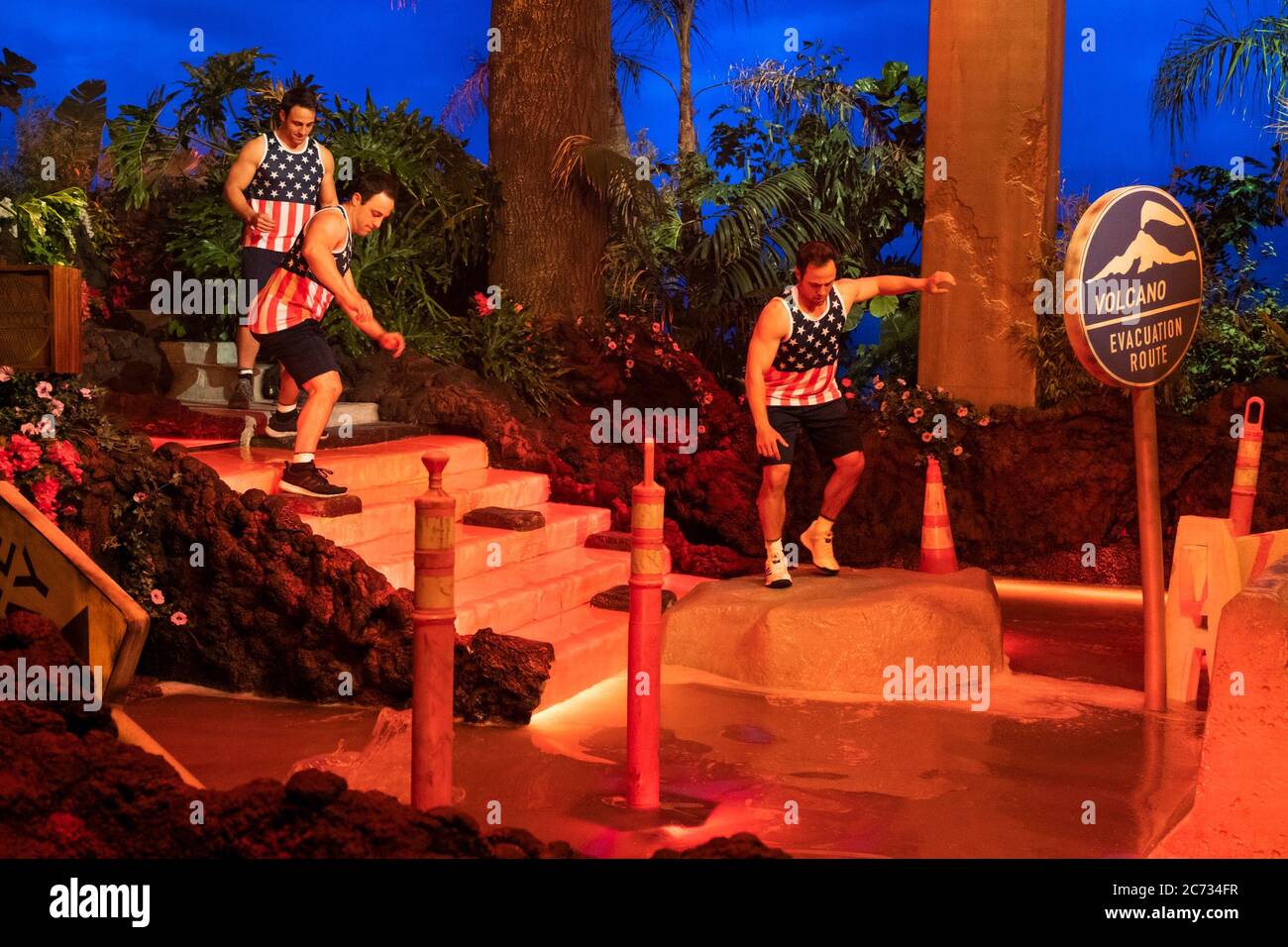 FLOOR IS LAVA, contestants, 'The Bedroom Level 1', (Season 1, ep. 102