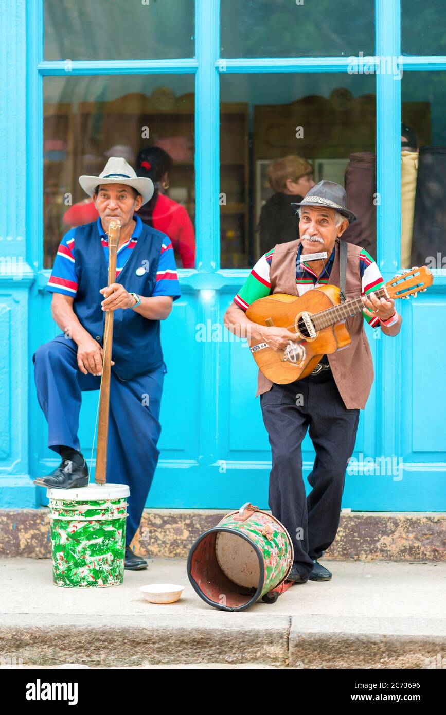 Street artists playing traditional cuban music in Old Havana Stock Photo