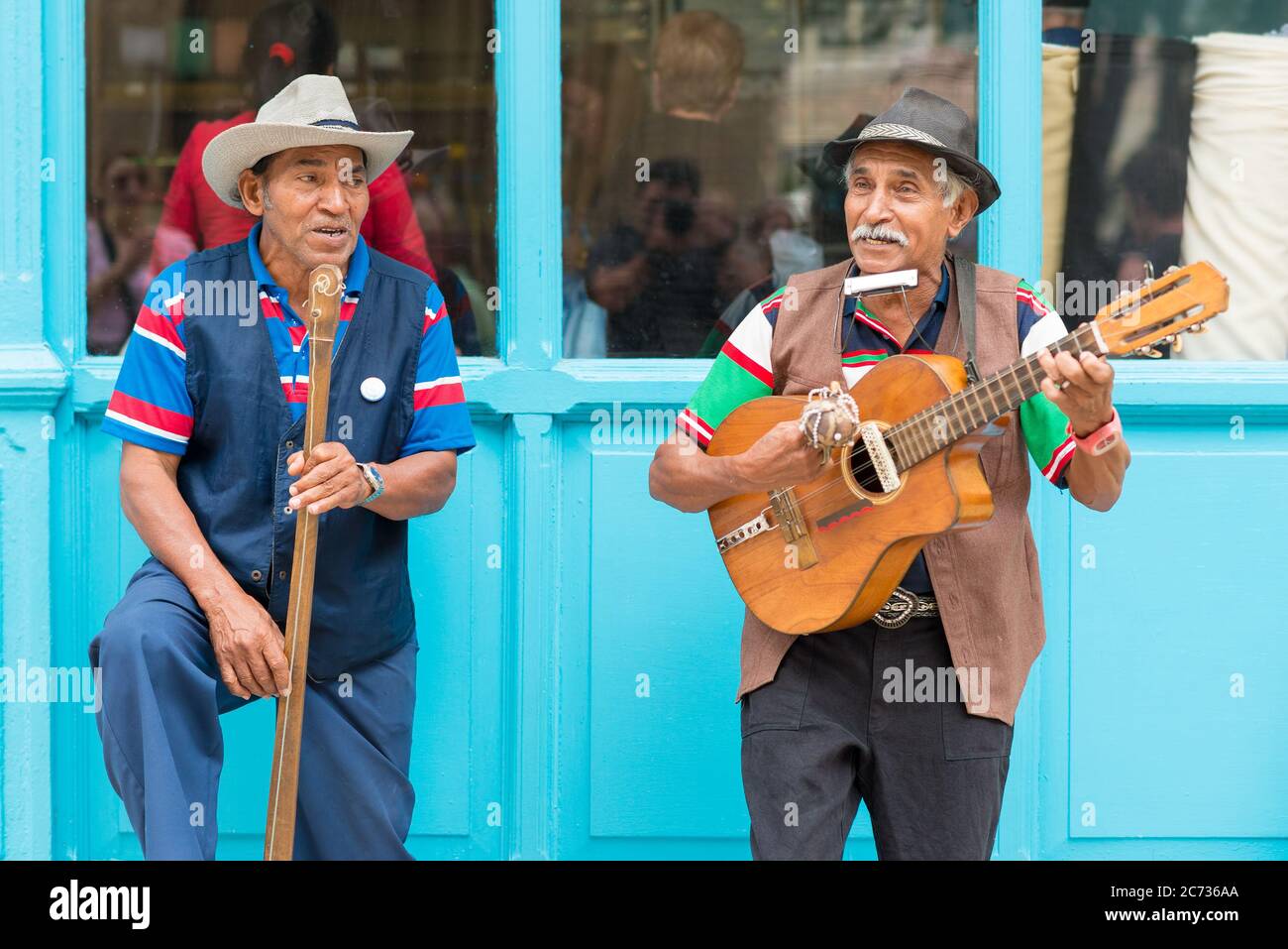 Street artists playing traditional cuban music in Old Havana Stock Photo