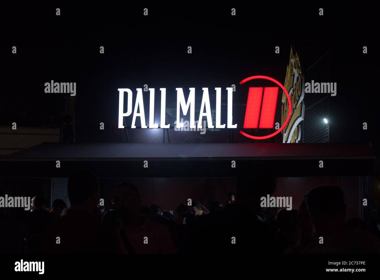 BELGRADE, SERBIA - AUGUST 17, 2019: Pall Mall tobacco cigarettes logo in front of their retailer in belgrade. Pall Mall is a american tobacco industry Stock Photo