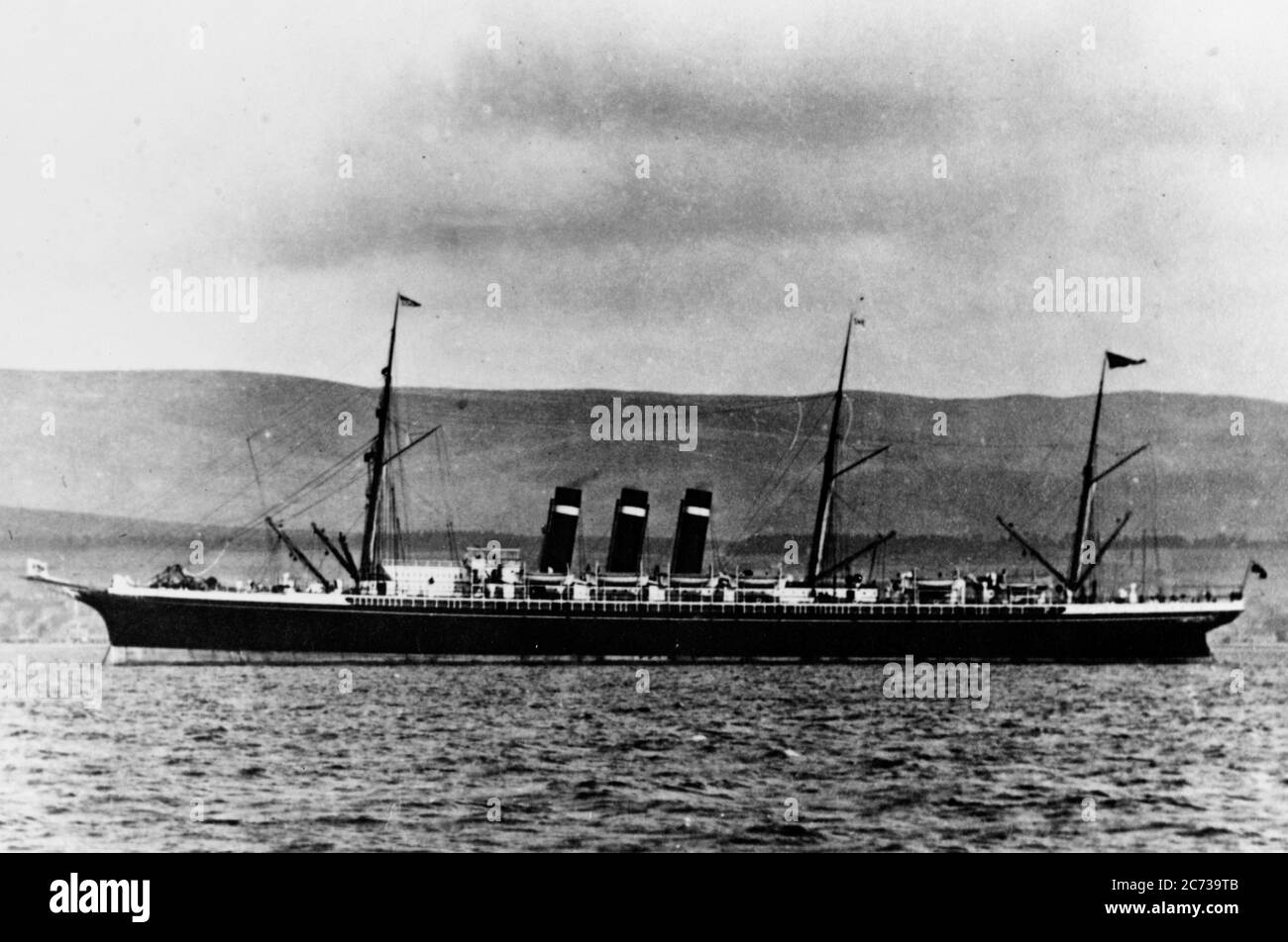 SS City of Paris Description: (British Passenger Liner, 1889) At anchor, circa the late 1880s or the early 1890s. This ship, a trans-Atlantic Blue Ribband winner when new, was transferred to American registry and renamed Paris in 1893. She served as USS Yale in 1898. Rebuilt and renamed Philadelphia in 1901, she again had Navy service in 1918-1919, as USS Harrisburg Stock Photo