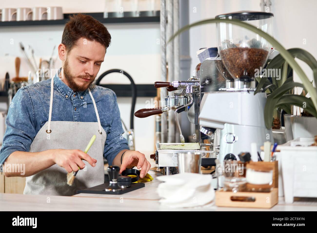 barista outfit