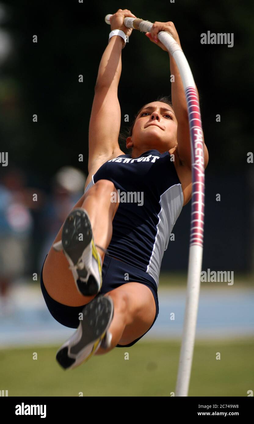 College pole vault hires stock photography and images Alamy