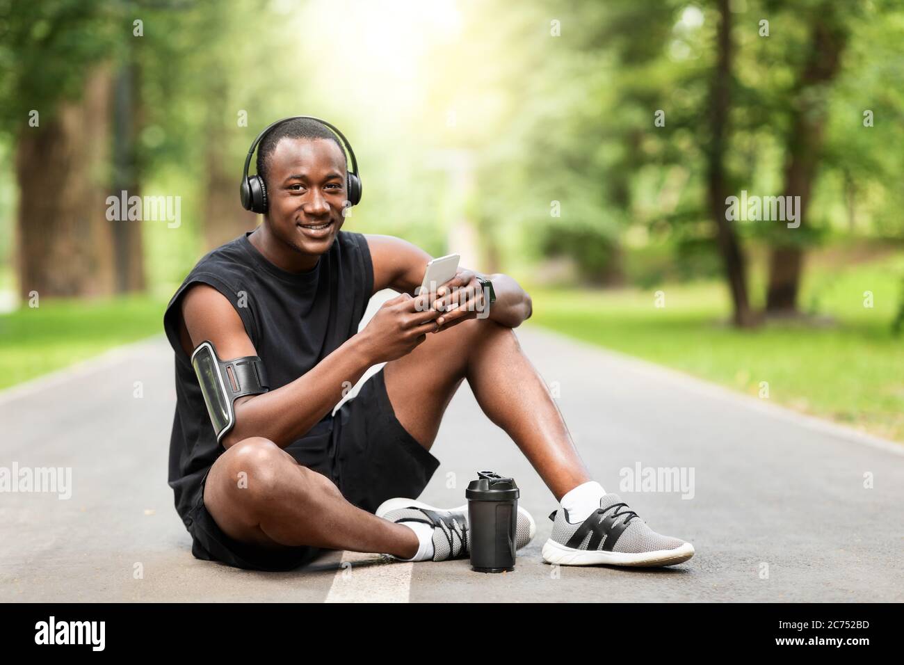 African american sportsman drinking hi-res stock photography and images ...
