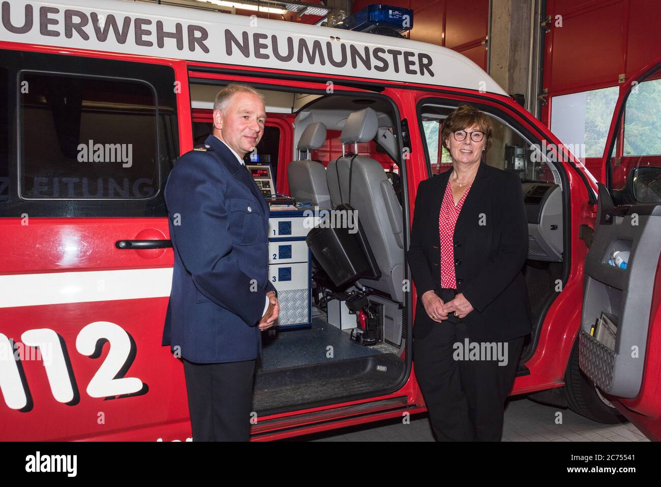 Neumünster, Germany, July 10, 2020 Schleswig-Holstein's Interior Minister Sabine Sütterlin-Waack, as part of her summer tour at the Neumünster security center today (July 14, 2020), found out about the cooperation between fire and disaster management and the relevant local management structures. 'In the Neumünster danger control center, you get to know the enormous range of our fire departments, emergency services and civil protection in full-time and volunteer work. Everything comes together here and everyone works together to help and save people. Credit: Penofoto/Alamy Live News Stock Photo