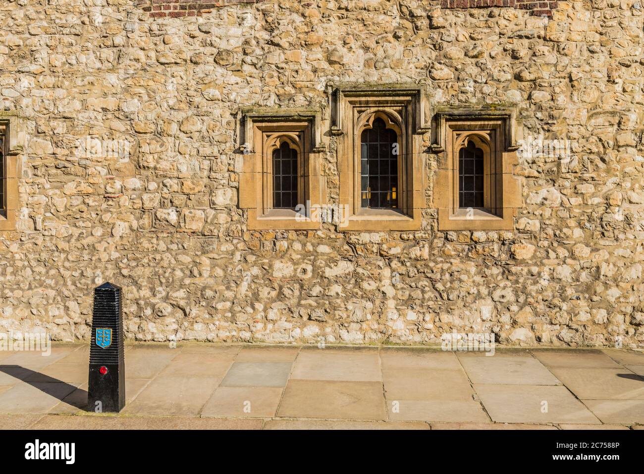 a-typical-scene-in-london-uk-stock-photo-alamy