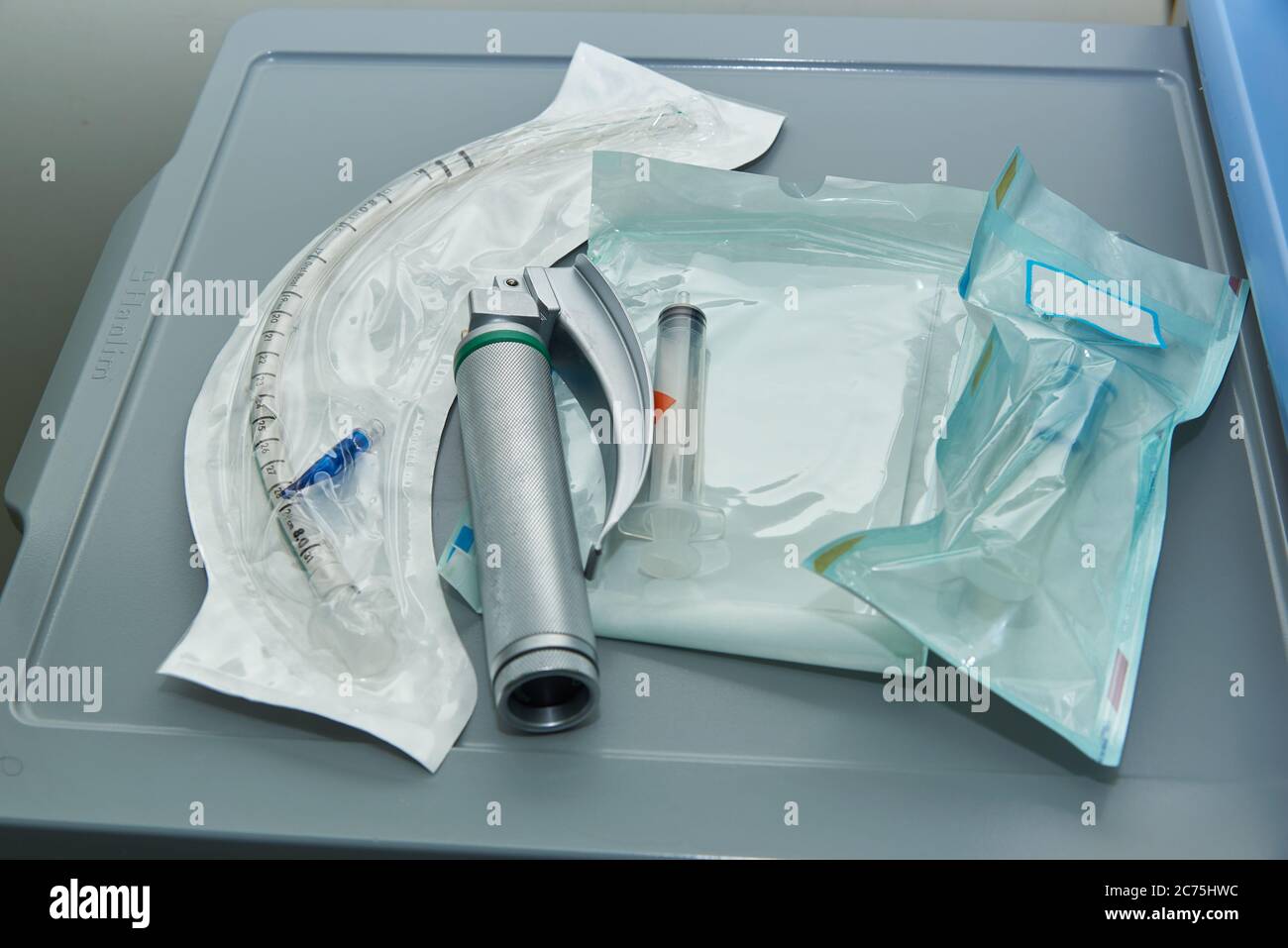 A set of anesthesiologist instruments includings laryngoscope