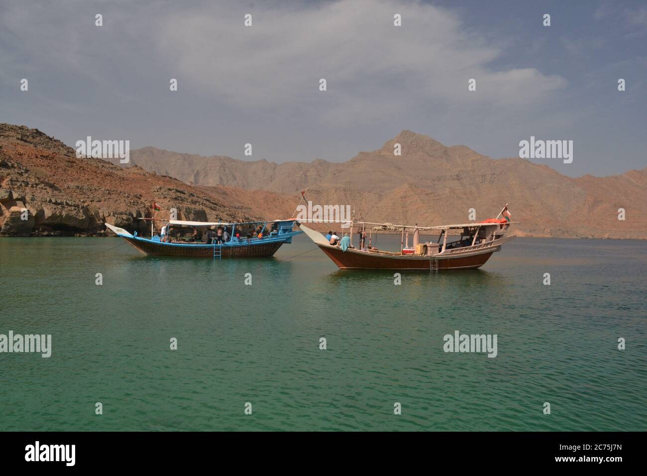 Musandam peninsula indian ocean oman hi-res stock photography and ...