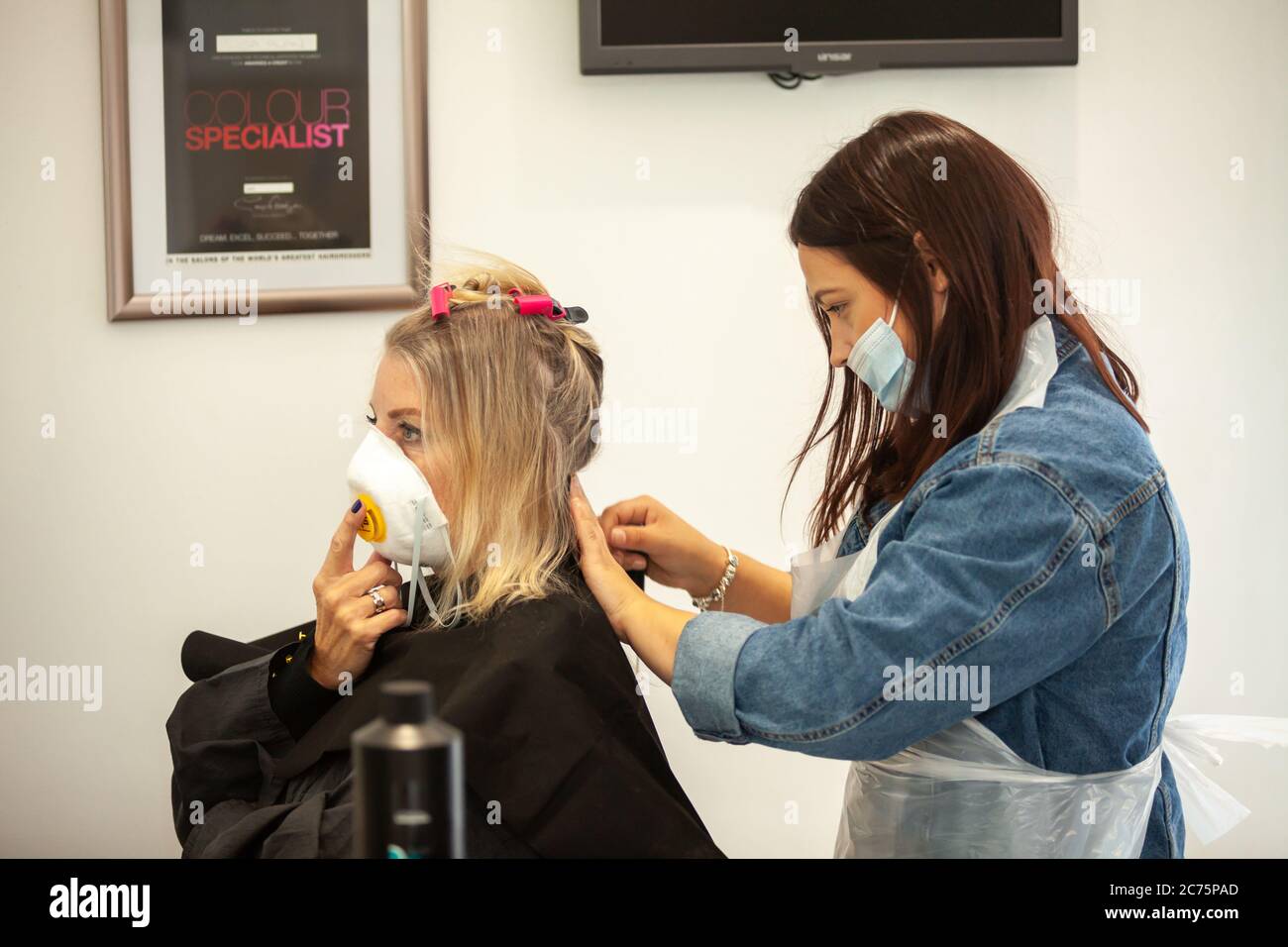Byron hair salon hires stock photography and images Alamy