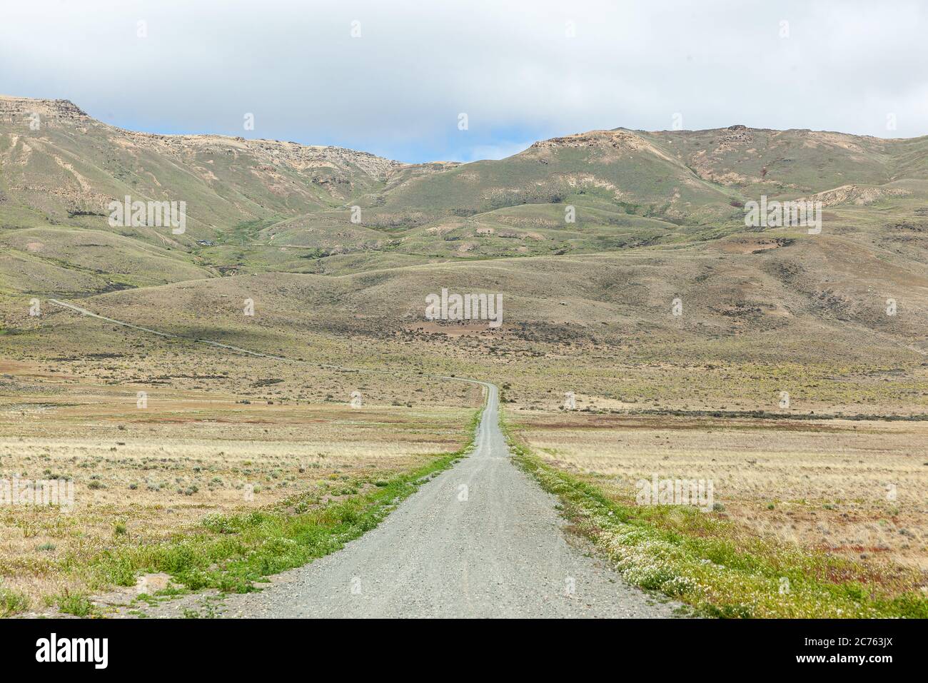 Dirty road to 'Cerro Moyano' at at El Calafate - Argentina Stock Photo