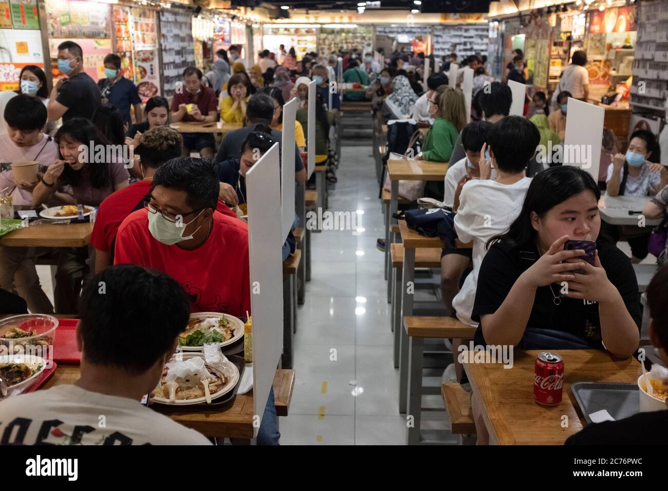 Plastic separators hires stock photography and images Alamy