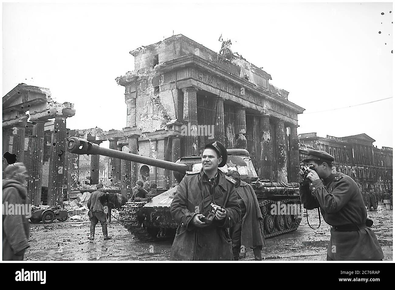 BATTLE OF BERLIN 1945 Stock Photo - Alamy