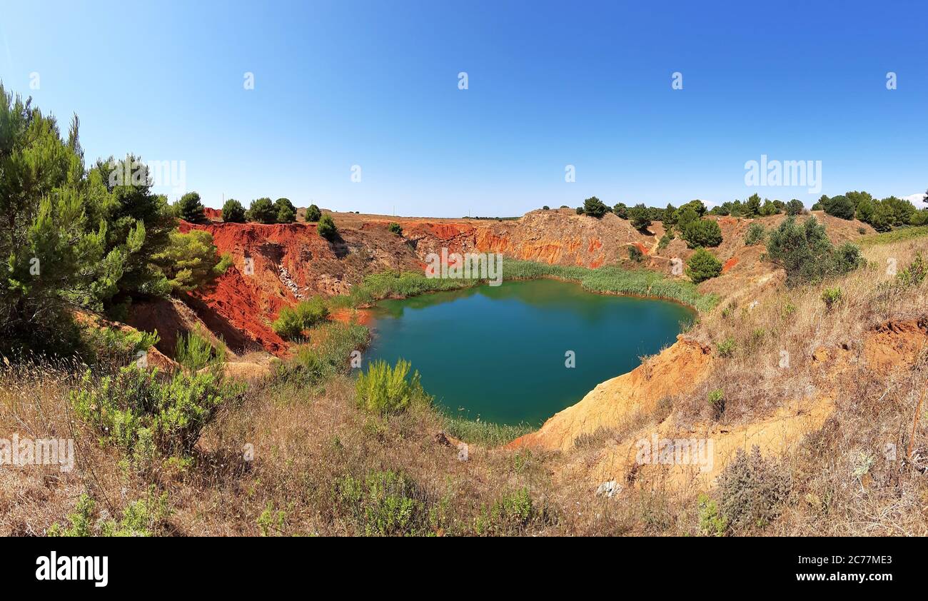 Otranto - Foto panoramica della cava di bauxite Stock Photo