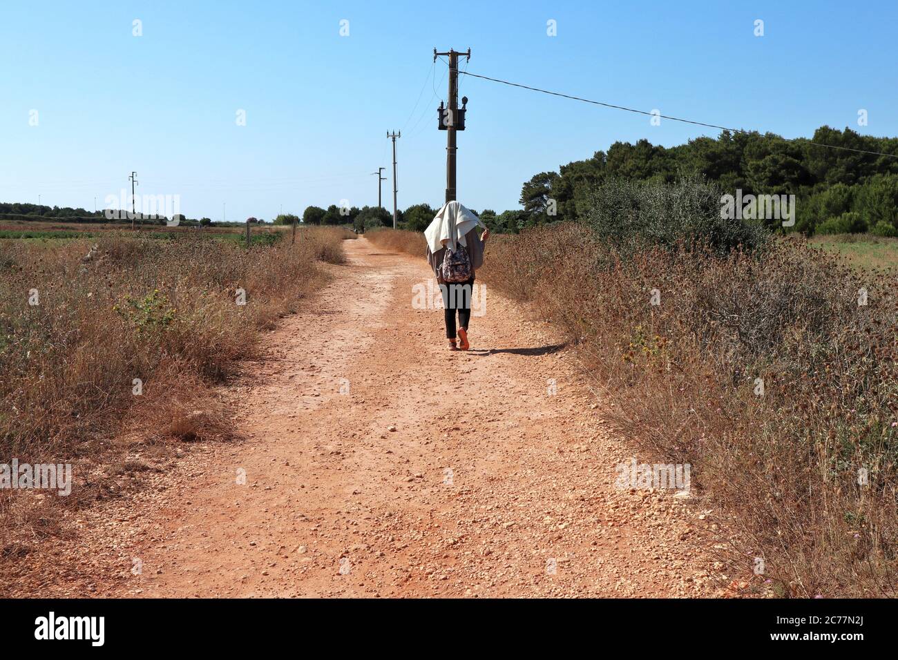 Sentiero lungo il mare hi-res stock photography and images - Alamy