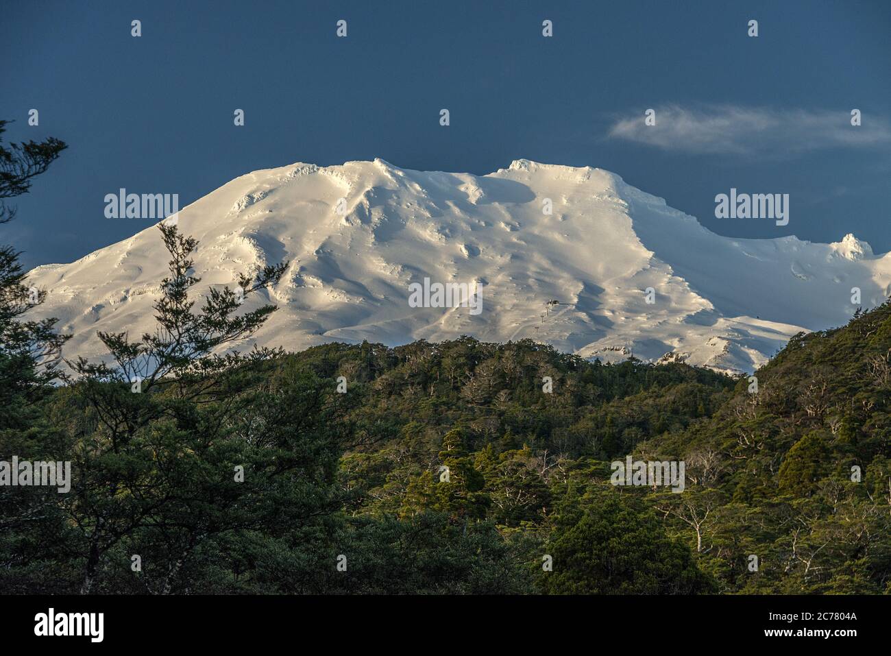 Mt Ruapehu volcano in the North island of New Zealand Stock Photo Alamy