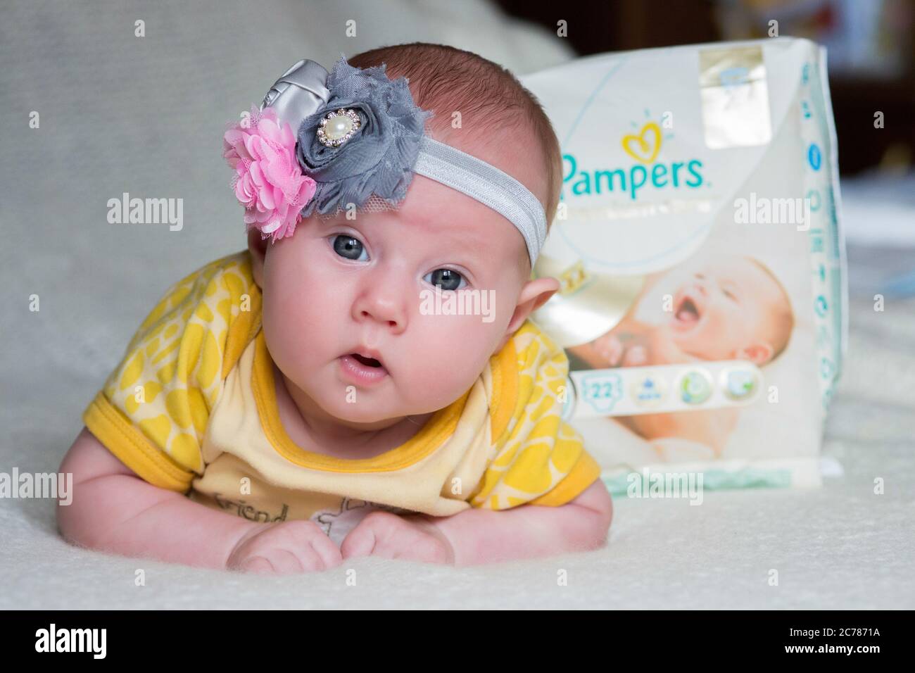 pampers yellow pack