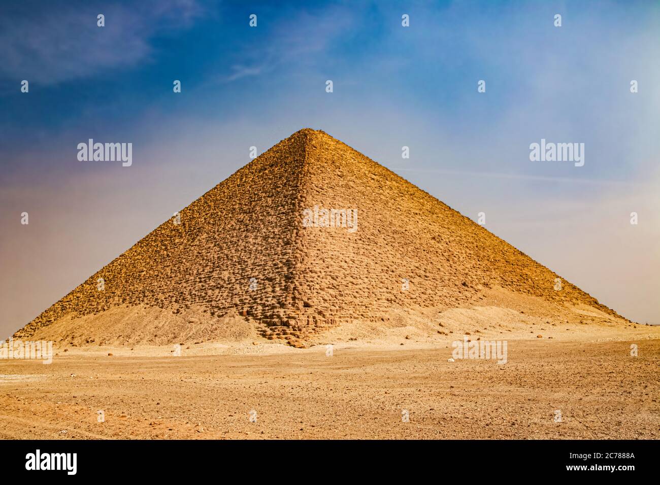 Pink Pyramid - the northern pyramid of Pharaoh Snofru in Dakhshur, XXVI century BC Stock Photo