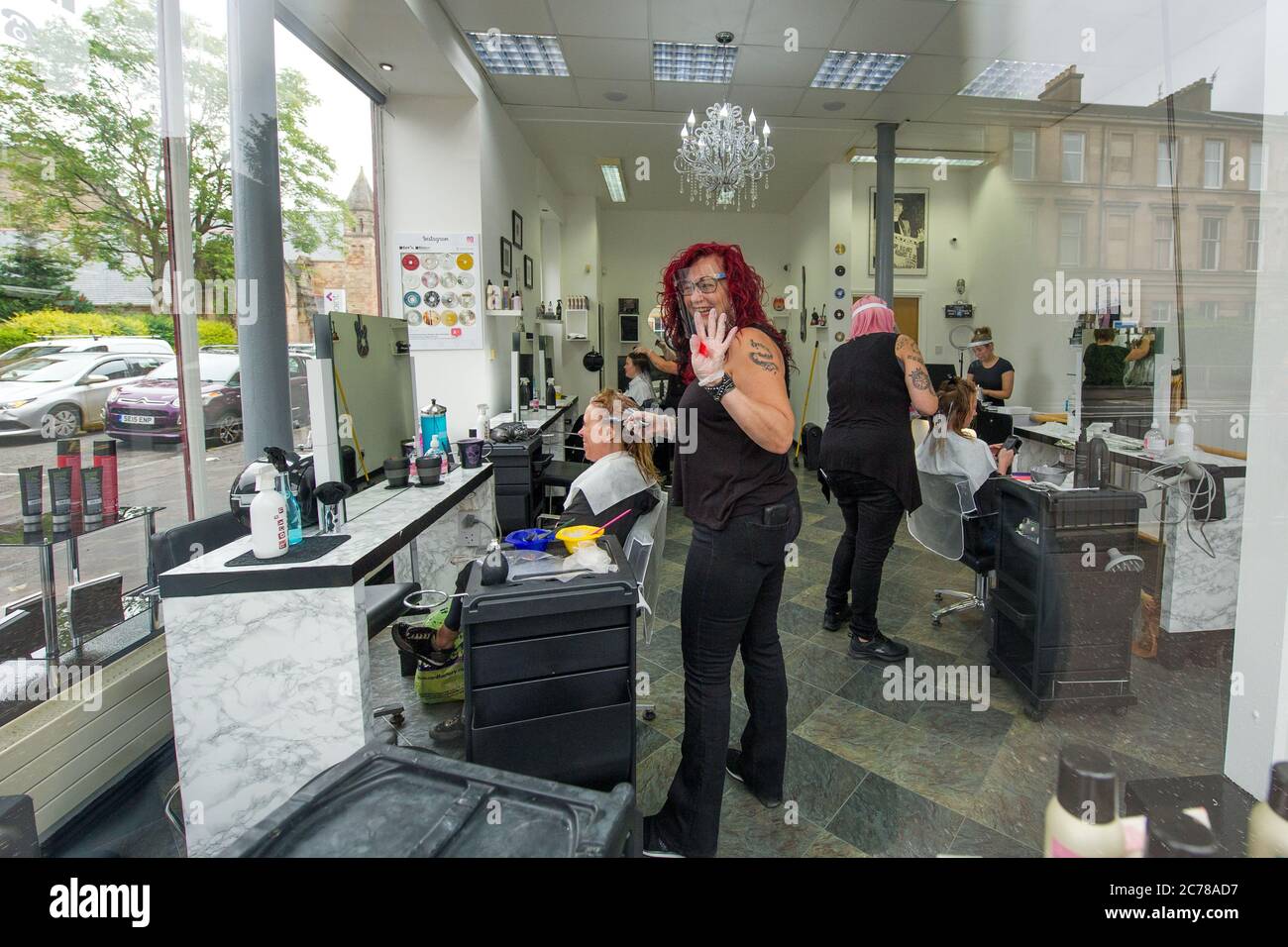 Hairdressing salons hires stock photography and images Alamy