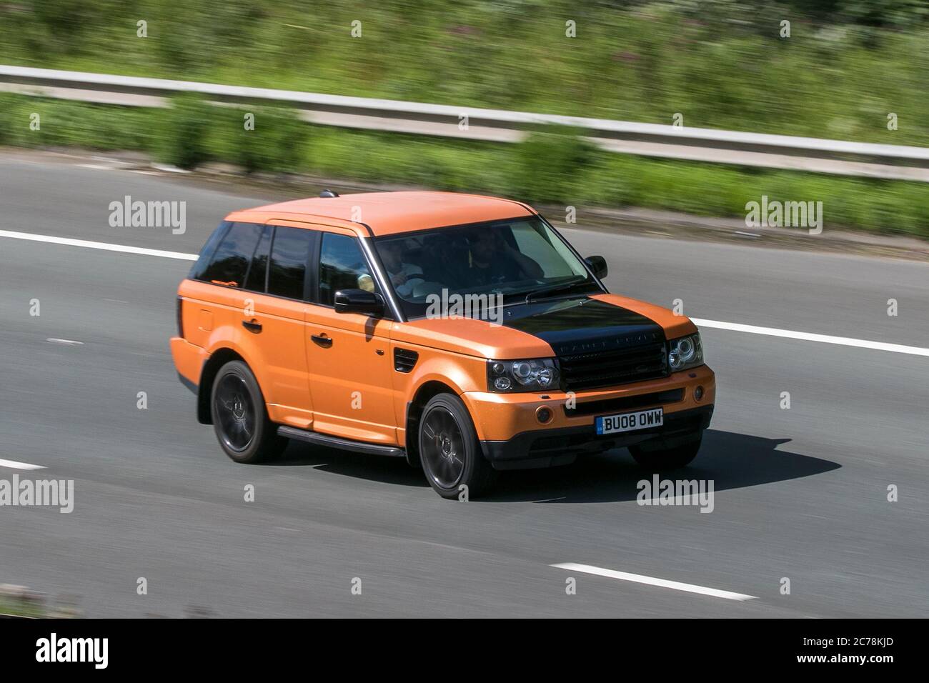 Land rover range rover sp hse tdv6 a hi-res stock photography and images -  Alamy