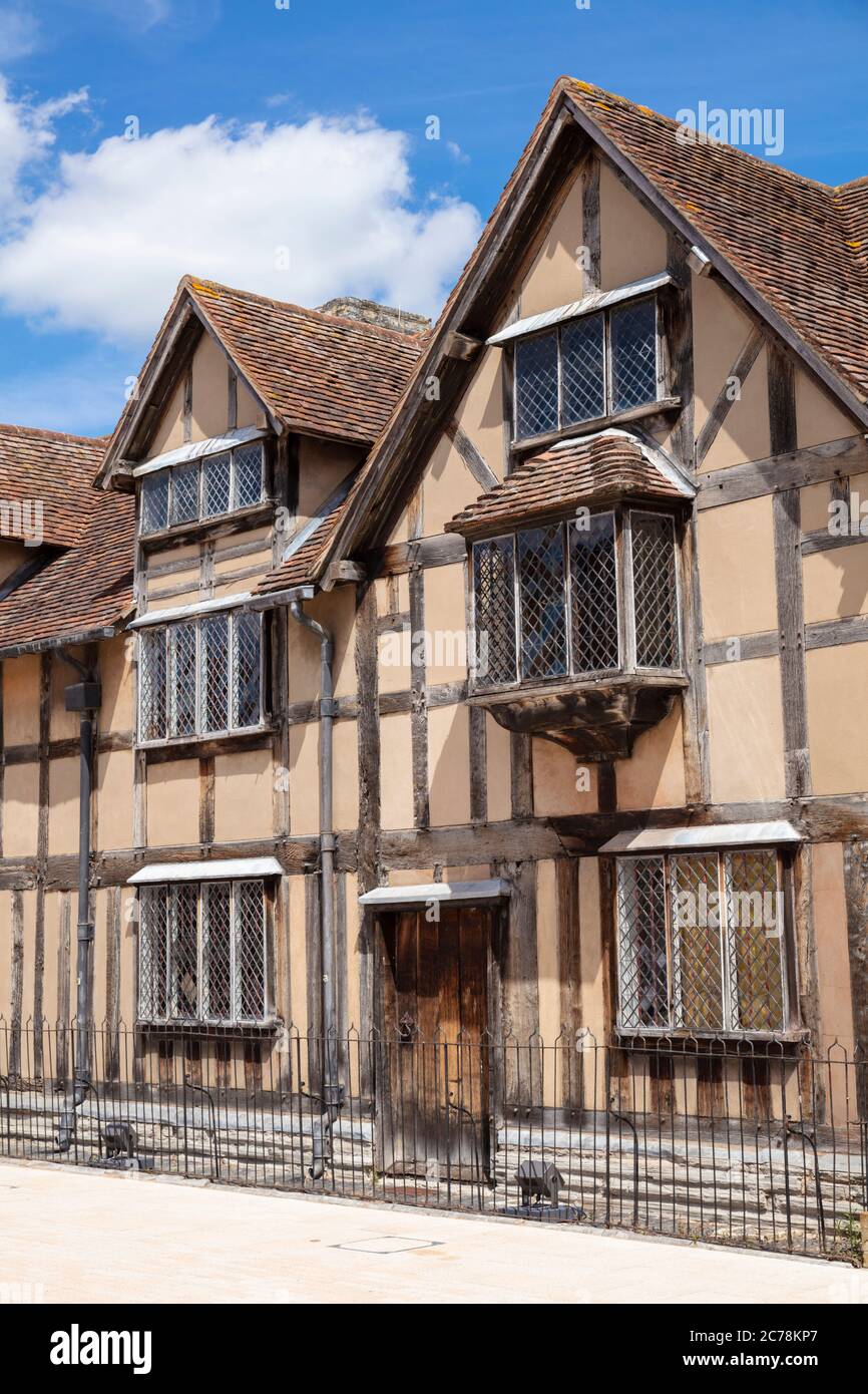 William Shakespeare's Birthplace Stratford-upon-Avon William ...