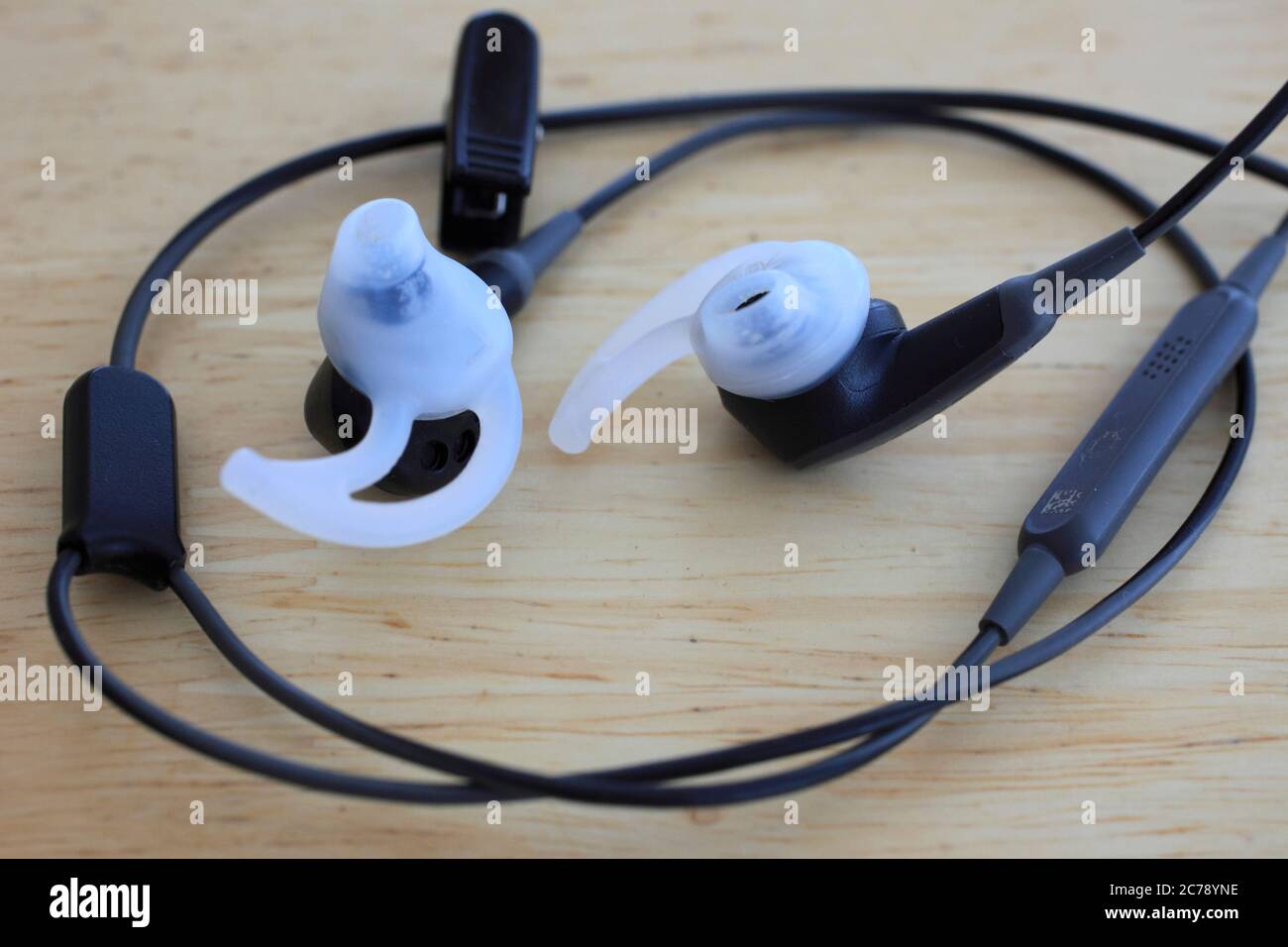 Bose Headphones High Resolution Stock Photography and Images - Alamy
