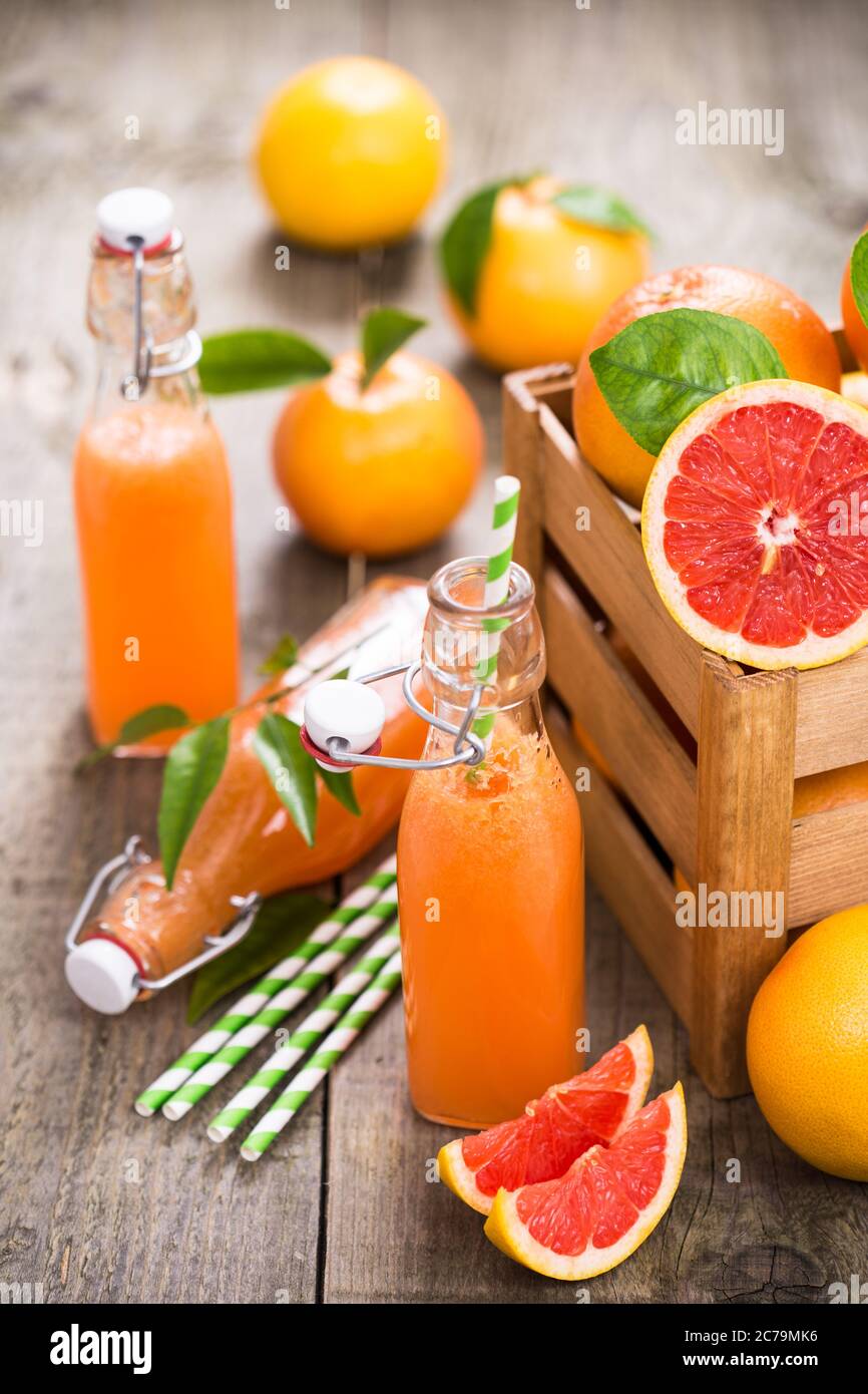 Bottle grapefruit juice glass hi-res stock photography and images - Alamy