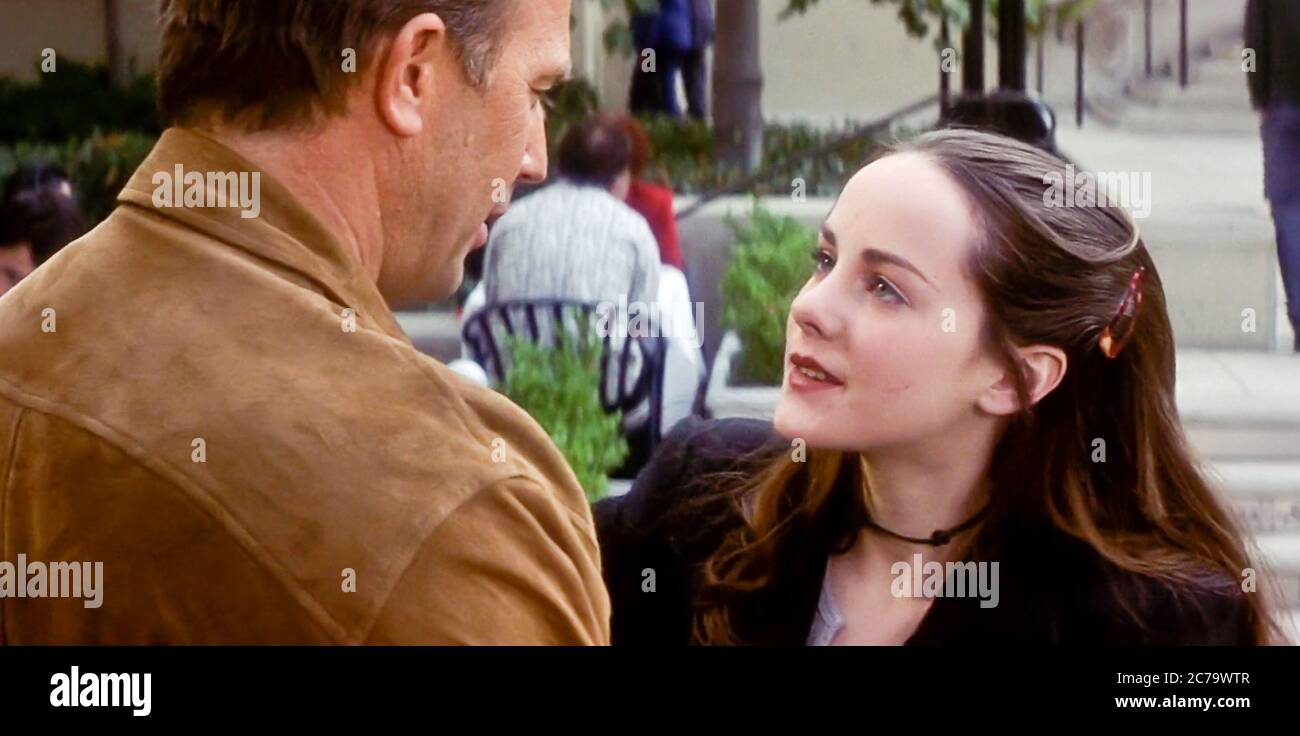 USA. Kevin Costner and Jena Malone in a scene from the ©Universal Pictures  movie: For Love of the Game (1999). Plot: After 19 years of playing the game  he's loved his whole