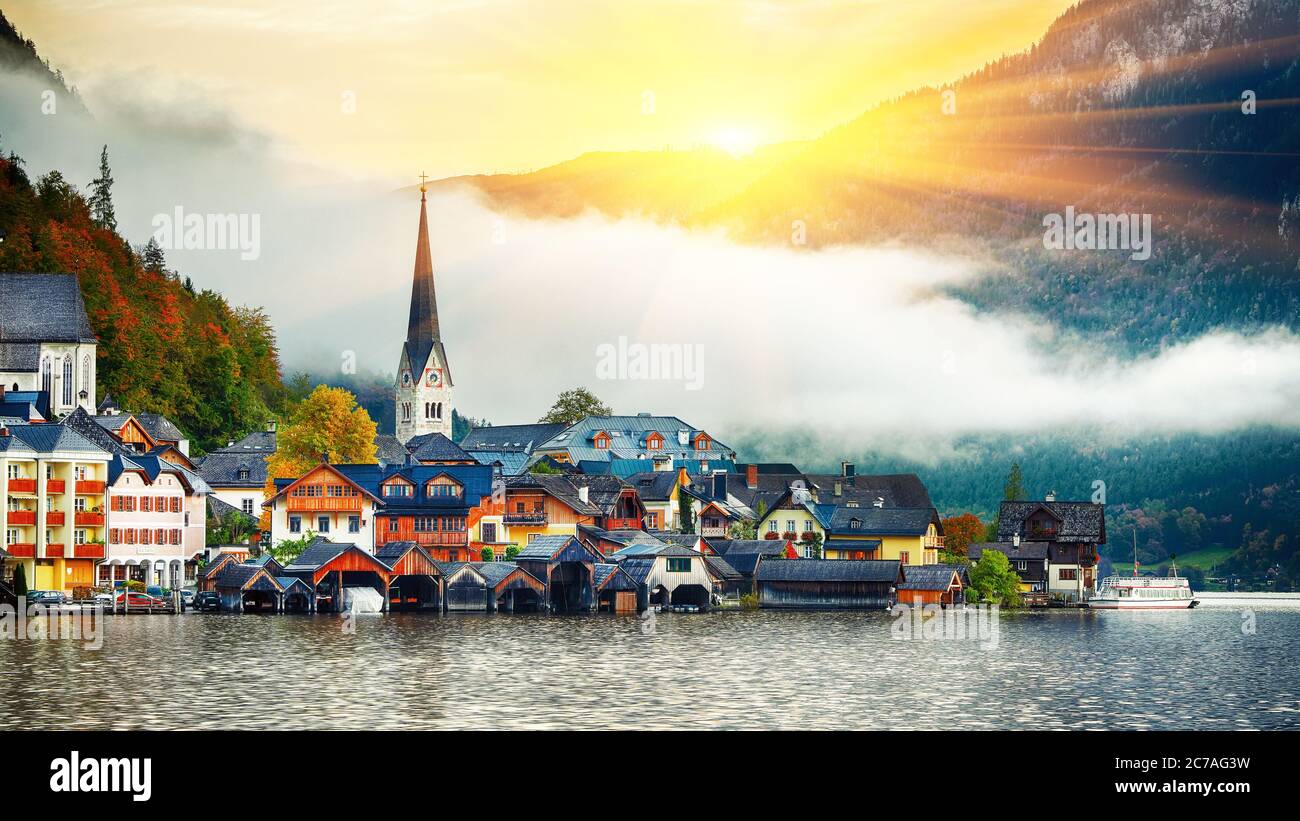 Scenic view of famous Hallstatt mountain village with Hallstatter lake ...