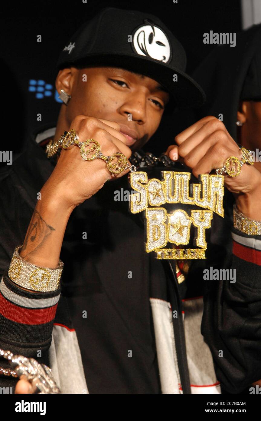 Timberland rapper hi-res stock photography and images - Alamy