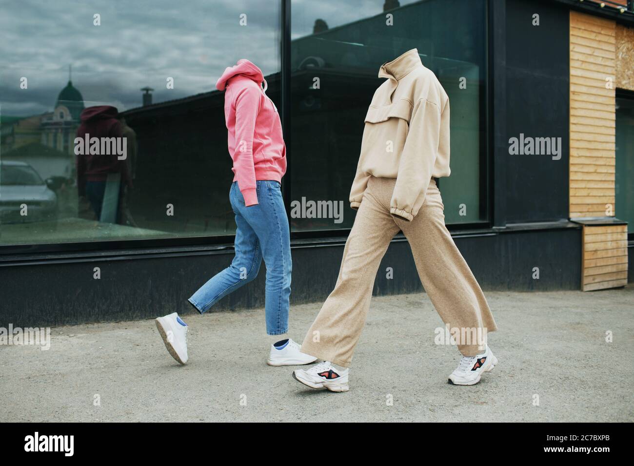 Ходьба на свежем воздухе. Ежедневные прогулки на свежем воздухе. Walk одежда. Walk одежда. Walk одежда.