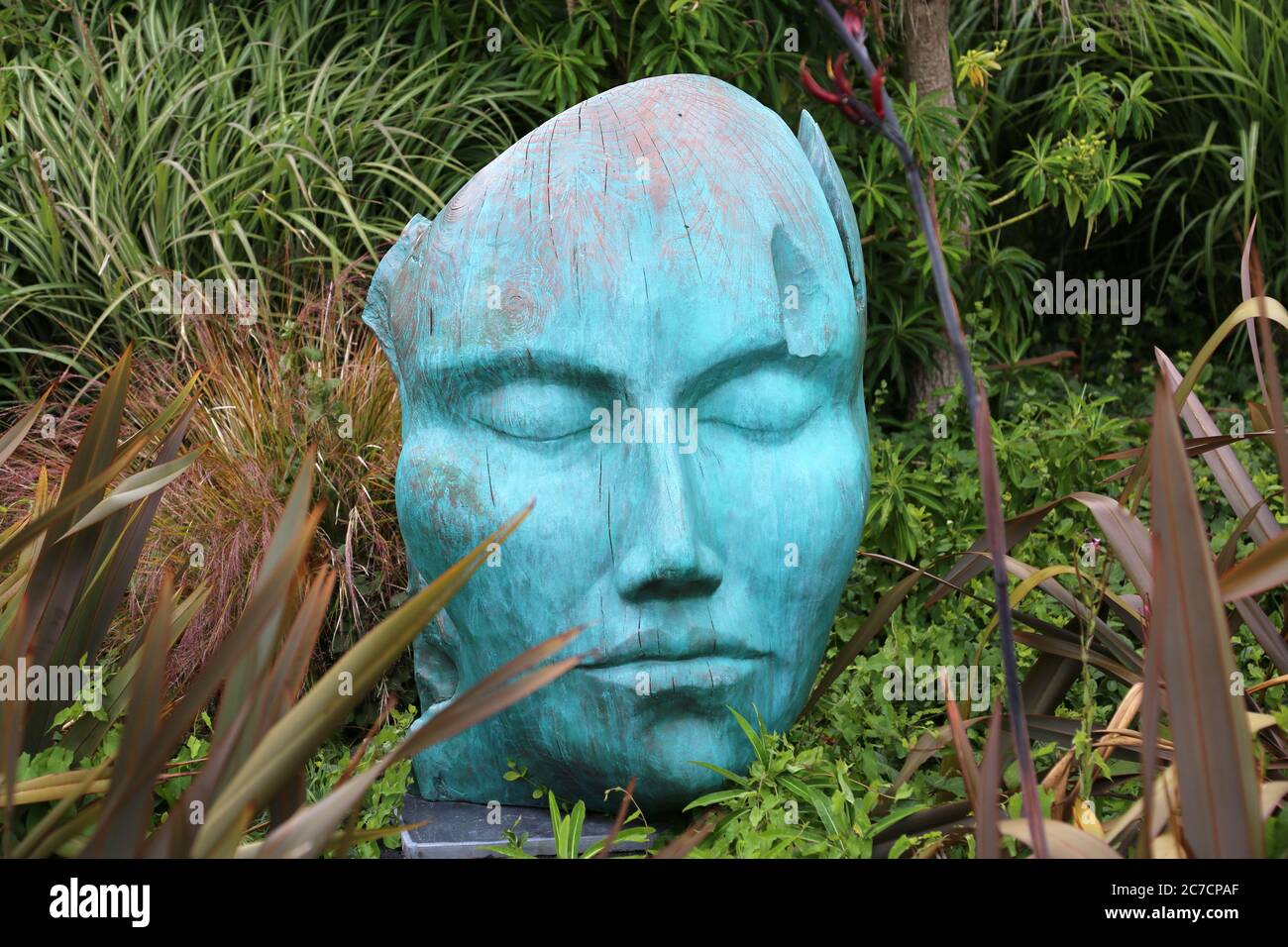 'Serenity' by Brendon Murless, Langmoor and Lister Gardens sculpture