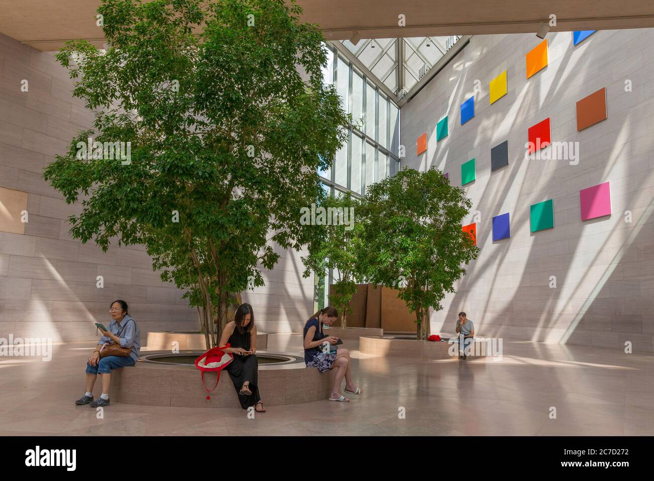 Visitors relaxing, interior, East Wing, National Gallery of Art, Washington DC, USA, North America Stock Photo