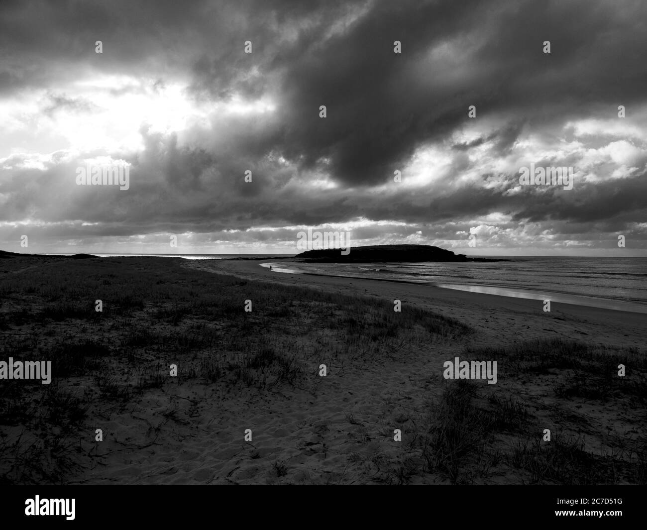 Beautiful beach scene Black and White Stock Photos & Images - Alamy