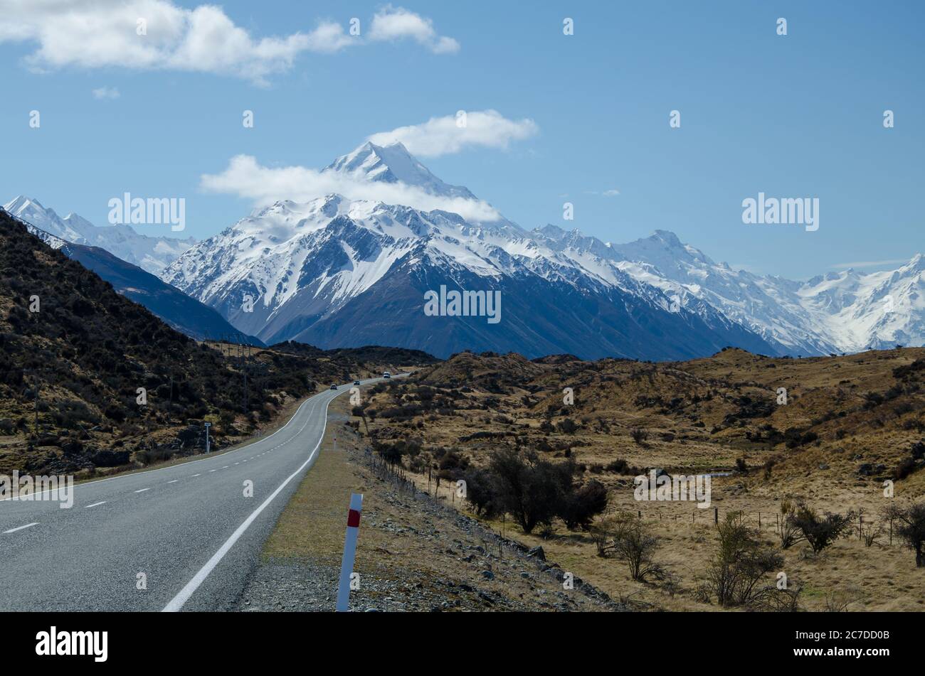 Road to the Mount Cook, South Island, New Zealand, Mount Cook National Park Stock Photo